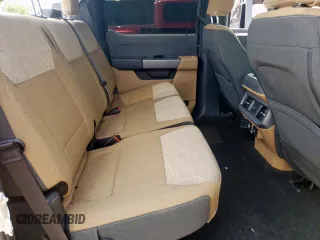2024 Ford F-350 XL z VIN 1FT8W3DM4REC62569, wystawiony jako Copart lot #58057795 z przebiegiem Nie podano mil oraz Szkoda całkowita • Salvage title. Historia ofert i sprzedaży dostępna na DreamBid. Obrazek 10.