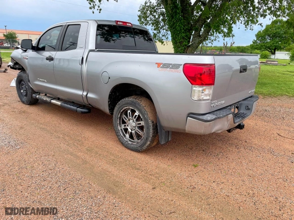 2013 Toyota Tundra 4WD Truck with VIN 5TFUW5F14DX317287, listed as a Copart auction lot 54762445 with 165,038 mi miles and Clean Title. Bid and sale history available at carsss.com. Image 3.