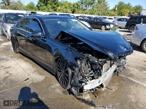 2011 Mercedes-Benz S S 550 with VIN WDDNG7BB9BA388468, listed as a Copart auction lot 43730595 with Not Provided miles and Non Repairable. Bid and sale history available at carsss.com. Image 4.