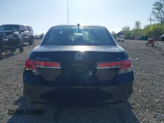 2011 Honda Accord EX-L z VIN 1HGCP3F80BA017161, wystawiony jako IAAI lot #42223591 z przebiegiem 124 615 mil mil oraz . Historia ofert i sprzedaży dostępna na DreamBid. Obrazek 17.