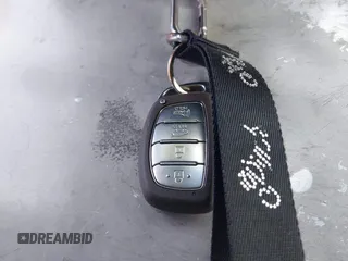 2021 Hyundai Tucson Value z VIN KM8J33A47MU396727, wystawiony jako IAAI lot #42033273 z przebiegiem 72 978 mil mil oraz . Historia ofert i sprzedaży dostępna na DreamBid. Obrazek 11.