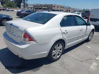 2009 Ford Fusion SEL with VIN 3FAHP08169R201450, listed as a IAAI auction lot 42200704 with 202,576 mi miles and . Bid and sale history available at carsss.com. Image 4.