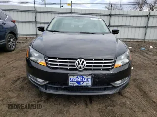 2015 Volkswagen Passat SEL Premium with VIN 1VWCT7A31FC121677, listed as a Copart auction lot 50835905 with 122,782 mi miles and Salvage title. Bid and sale history available at DreamBid. Image 5.
