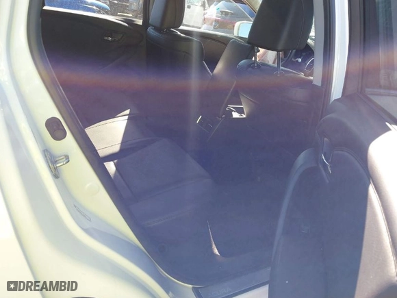 2017 Acura RDX w/Technology Pkg with VIN 5J8TB3H57HL023005, listed as a IAAI auction lot 41225342 with 1 mi miles. Bid and sale history available at carsss.com. Image 8.