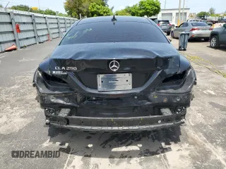 2018 Mercedes-Benz CLA 250 с VIN WDDSJ4EB8JN685558, выставлен на аукционе Copart как лот 59924175 с пробегом 84 104 миль миль и Списание • Salvage title. История ставок и продаж доступна на DreamBid. Изображение 6.
