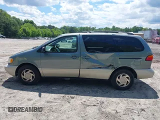 1998 Toyota Sienna LE with VIN 4T3ZF13C9WU029468, listed as a IAAI auction lot 42199057 with Not provided miles and . Bid and sale history available at DreamBid. Image 15.