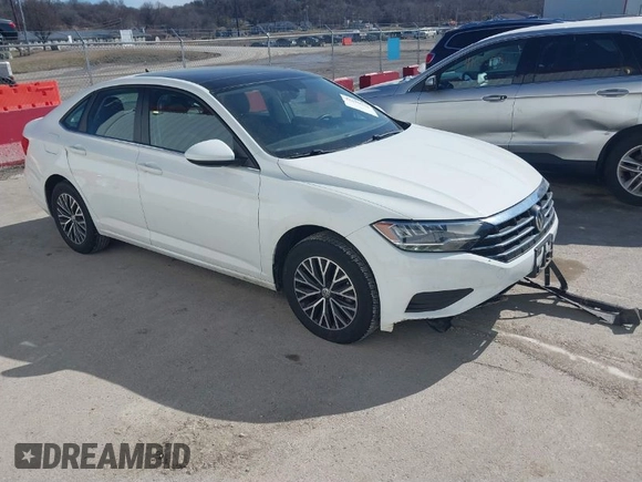 2021 Volkswagen Jetta S z VIN 3VWC57BU0MM070993, wystawiony jako IAAI lot #41650935 z przebiegiem 58 683 mil mil oraz . Historia ofert i sprzedaży dostępna na DreamBid. Obrazek 1.