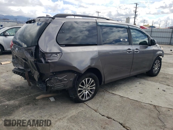 2020 Toyota Sienna XLE Auto Access Seat with VIN 5TDYZ3DC5LS054345, listed as a Copart auction lot 44505715 with 261,275 mi miles and Salvage Title. Bid and sale history available at carsss.com. Image 3.