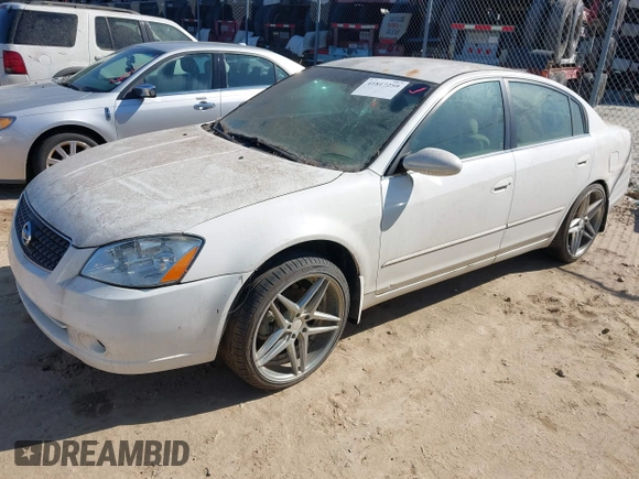 2005 Nissan Altima 2.5 S with VIN 1N4AL11D25C336103, listed as a IAAI auction lot 41817259 with 1 mi miles. Bid and sale history available at carsss.com. Image 2.