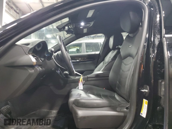 2018 Cadillac CT6 Luxury AWD z VIN 1G6KD5RSXJU102871, wystawiony jako Copart lot #54579165 z przebiegiem 31 219 mil mil oraz Szkoda całkowita • Salvage title. Historia ofert i sprzedaży dostępna na DreamBid. Obrazek 7.