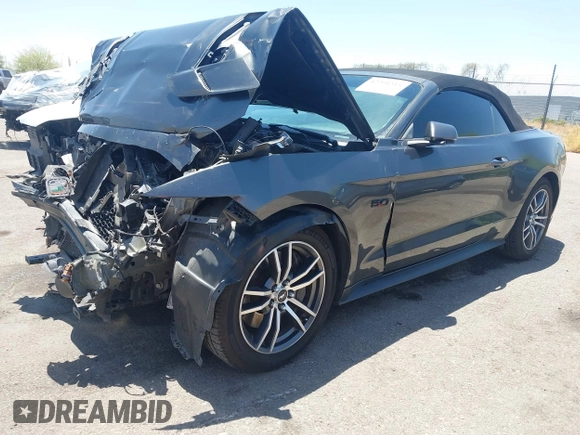 2017 Ford Mustang GT Premium z VIN 1FATP8FFXH5287242, wystawiony jako IAAI lot #42294315 z przebiegiem 92 831 mil mil oraz . Historia ofert i sprzedaży dostępna na DreamBid. Obrazek 17.
