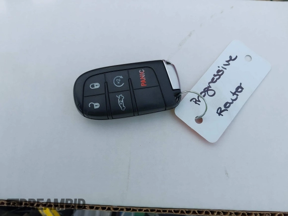 2019 Chrysler 300 S with VIN 2C3CCABG9KH654079, listed as a IAAI auction lot 42060051 with 191,184 mi miles and . Bid and sale history available at DreamBid. Image 11.