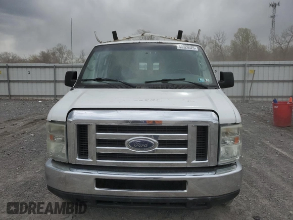 2008 Ford Econoline Cargo Commercial with VIN 1FTNE24W38DA68119, listed as a Copart auction lot 53329525 with 174,174 mi miles and Clean Title. Bid and sale history available at DreamBid. Image 5.