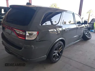 2024 Dodge Durango R/T Premium с VIN 1C4SDJCT4RC228071, выставлен на аукционе IAAI как лот 42333894 с пробегом 9 574 миль миль и . История ставок и продаж доступна на DreamBid. Изображение 4.