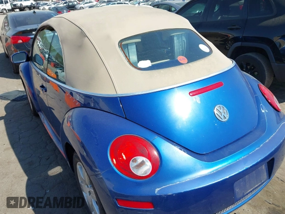 2007 Volkswagen Beetle with VIN 3VWRF31Y27M401078, listed as a IAAI auction lot 41912534 with 112,208 mi miles and . Bid and sale history available at DreamBid. Image 3.