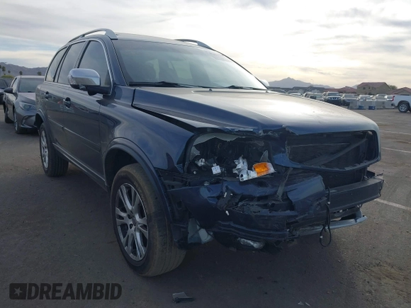 2013 Volvo XC90 Premier Plus z VIN YV4952CY0D1661126, wystawiony jako IAAI lot #41421793 z przebiegiem 136 955 mil mil oraz . Historia ofert i sprzedaży dostępna na DreamBid. Obrazek 6.