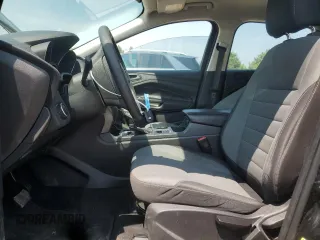 2017 Ford Escape S with VIN 1FMCU0F76HUB39927, listed as a Copart auction lot 59584245 with 68,117 mi miles and Salvage title. Bid and sale history available at DreamBid. Image 7.