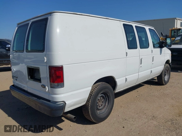 2008 Ford Econoline Cargo Commercial with VIN 1FTNE14W88DA33750, listed as a IAAI auction lot 41997596 with 338,000 mi miles. Bid and sale history available at carsss.com. Image 4.
