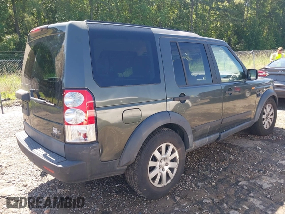 2005 Land Rover LR3 SE z VIN SALAD25405A326701, wystawiony jako IAAI lot #42504979 z przebiegiem 212 359 mil mil oraz . Historia ofert i sprzedaży dostępna na DreamBid. Obrazek 4.