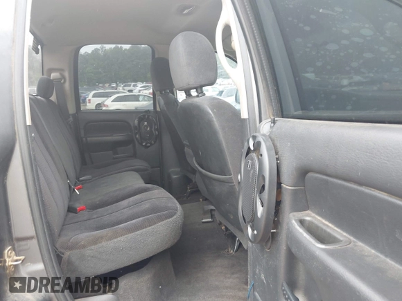 2004 Dodge 1500 SLT with VIN 1D7HU18D44S573214, listed as a IAAI auction lot 42054270 with 376,750 mi miles and . Bid and sale history available at carsss.com. Image 8.