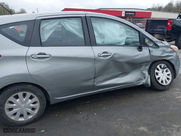 2015 Nissan Versa Note S with VIN 3N1CE2CP6FL407774, listed as a IAAI auction lot 41853136 with 1 mi miles. Bid and sale history available at carsss.com. Image 6.
