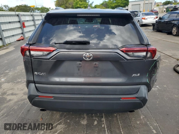 2020 Toyota RAV4 XLE with VIN 2T3W1RFV1LC034366, listed as a Copart auction lot 61774875 with 77,335 mi miles and Salvage title. Bid and sale history available at DreamBid. Image 6.