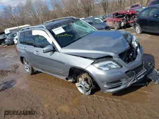 2014 Mercedes-Benz GLK-Class GLK 250 BlueTEC with VIN WDCGG0EB9EG294446, listed as a IAAI auction lot 41668946 with 189,657 mi miles. Bid and sale history available at carsss.com. Image 1.