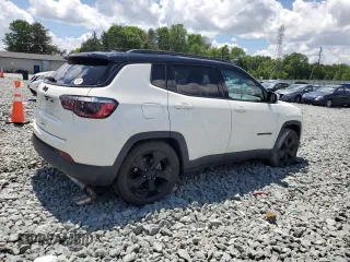 2021 Jeep Compass Altitude with VIN 3C4NJCBB4MT587380, listed as a Copart auction lot 56525745 with 83,003 mi miles and Salvage title. Bid and sale history available at DreamBid. Image 3.