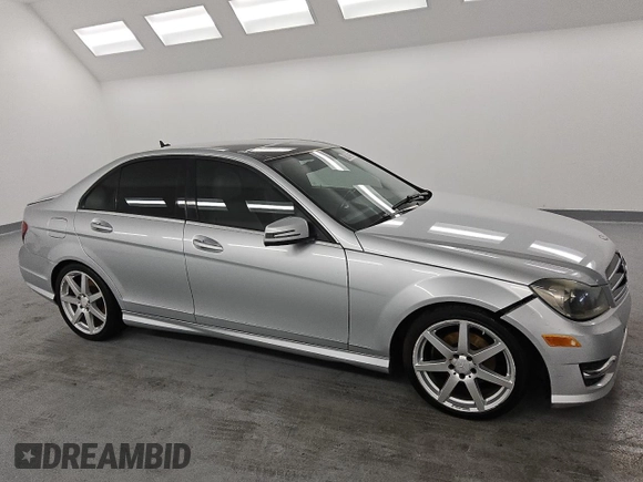 2014 Mercedes-Benz C 250 Sport with VIN WDDGF4HB4EG242305, listed as a Copart auction lot 61692835 with 158,590 mi miles and Clean title. Bid and sale history available at DreamBid. Image 4.