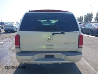 2004 Cadillac Escalade with VIN 1GYEC63T74R310907, listed as a IAAI auction lot 42747095 with 165,755 mi miles and . Bid and sale history available at DreamBid. Image 16.