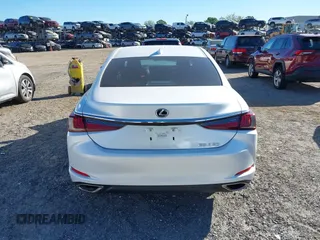 2021 Lexus ES with VIN 58ACZ1B14MU085278, listed as a IAAI auction lot 41813611 with 40,011 mi miles. Bid and sale history available at carsss.com. Image 16.