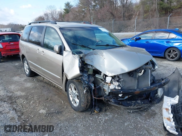 2005 Toyota Sienna XLE with VIN 5TDBA22C25S037614, listed as a IAAI auction lot 41391263 with 90,568 mi miles. Bid and sale history available at carsss.com. Image 1.
