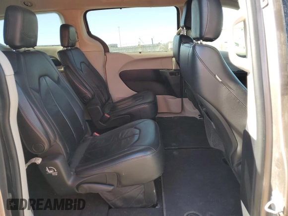 2017 Chrysler Pacifica Touring L with VIN 2C4RC1BG0HR734380, listed as a Copart auction lot 51784715 with 161,031 mi miles and Salvage Title. Bid and sale history available at DreamBid. Image 11.