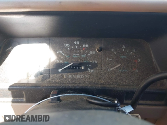 1994 Ford Explorer Eddie Bauer z VIN 1FMDU34X6RUC19898, wystawiony jako IAAI lot #42004431 z przebiegiem 89 463 mil mil oraz . Historia ofert i sprzedaży dostępna na DreamBid. Obrazek 7.