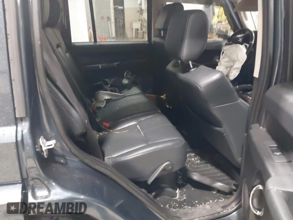 2008 Jeep Commander Limited с VIN 1J8HG58238C111369, выставлен на аукционе IAAI как лот 41843591 с пробегом 82 276 миль миль и . История ставок и продаж доступна на DreamBid. Изображение 8.