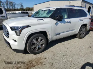2024 Toyota Sequoia SR5 with VIN 7SVAAABA3RX044551, listed as a Copart auction lot 82015184 with 13,878 mi miles and Salvage Title. Bid and sale history available at carsss.com. Image 1.