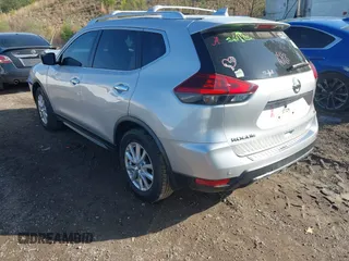 2020 Nissan Rogue SV with VIN JN8AT2MT7LW015645, listed as a IAAI auction lot 41931378 with 66,518 mi miles. Bid and sale history available at carsss.com. Image 3.