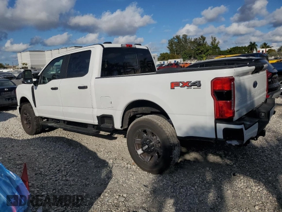 2024 Ford Super Duty F-250 SRW XL with VIN 1FT8W2BN0REE45537, listed as a Copart auction lot 42058065 with 2,429 mi miles and Salvage Title. Bid and sale history available at carsss.com. Image 2.