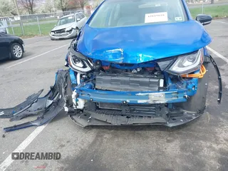 2021 Chevrolet Bolt EV LT z VIN 1G1FY6S08M4112443, wystawiony jako IAAI lot #42045018 z przebiegiem 38 920 mil mil oraz . Historia ofert i sprzedaży dostępna na DreamBid. Obrazek 6.