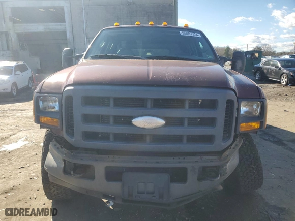 2005 Ford Super Duty F-250 XL with VIN 1FTSX21565ED21299, listed as a Copart auction lot 86697724 with 133,208 mi miles and Salvage Title. Bid and sale history available at carsss.com. Image 5.