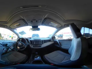 2018 Toyota RAV4 XLE с VIN JTMWFREV5JJ741922, выставлен на аукционе IAAI как лот 41889199 с пробегом 80 442 миль миль и . История ставок и продаж доступна на DreamBid. Изображение 22.