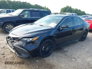2022 Toyota Camry XSE z VIN 4T1K61AK7NU499890, wystawiony jako IAAI lot #39839639 z przebiegiem 103 043 mil mil oraz . Historia ofert i sprzedaży dostępna na DreamBid. Obrazek 2.