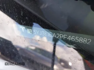 2023 Tesla Model 3 z VIN 5YJ3E1EA2PF465882, wystawiony jako IAAI lot #42257900 z przebiegiem 39 572 mil mil oraz . Historia ofert i sprzedaży dostępna na DreamBid. Obrazek 9.