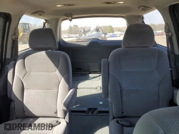 2006 Honda Odyssey LX z VIN 5FNRL38246B113871, wystawiony jako Copart lot #49985635 z przebiegiem 187 328 mil mil oraz Czysty tytuł • Clean title. Historia ofert i sprzedaży dostępna na DreamBid. Obrazek 10.