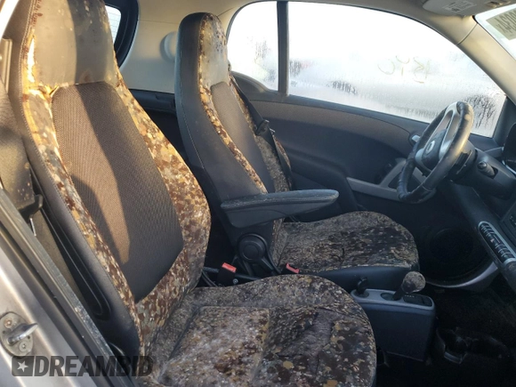 2010 Smart fortwo Pure with VIN WMEEJ3BA6AK358740, listed as a Copart auction lot 76438034 with Not provided miles and Non repairable. Bid and sale history available at DreamBid. Image 10.