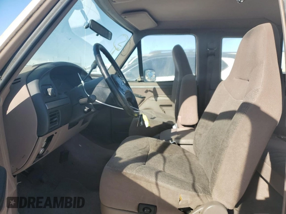 1993 Ford F-150 with VIN 1FTEX15N6PKA32381, listed as a Copart auction lot 82469904 with 0 mi miles and Clean Title. Bid and sale history available at carsss.com. Image 7.