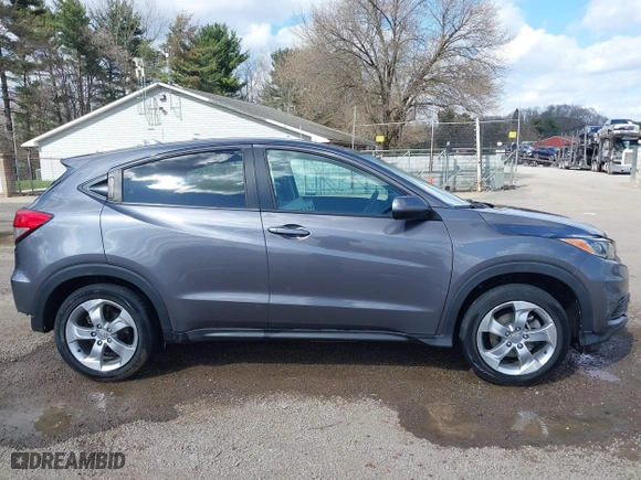 2019 Honda HR-V LX with VIN 3CZRU6H30KG718301, listed as a IAAI auction lot 41882469 with 75,686 mi miles. Bid and sale history available at carsss.com. Image 13.