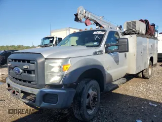 2015 Ford F-550 XL with VIN 1FDUF5HT4FEB33492, listed as a Copart auction lot 80788364 with 260,443 mi miles and Clean Title. Bid and sale history available at carsss.com. Image 1.