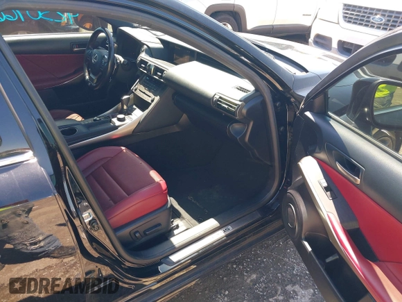2020 Lexus IS 300 F Sport z VIN JTHGA1D23L5107353, wystawiony jako IAAI lot #42307666 z przebiegiem 113 485 mil mil oraz . Historia ofert i sprzedaży dostępna na DreamBid. Obrazek 5.