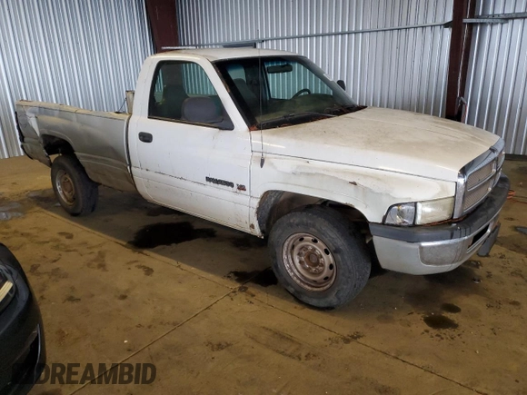 2000 Dodge Ram 2500 with VIN 3B7KC26Z8YM240570, listed as a Copart auction lot 84755344 with 133,104 mi miles and Clean Title. Bid and sale history available at carsss.com. Image 4.